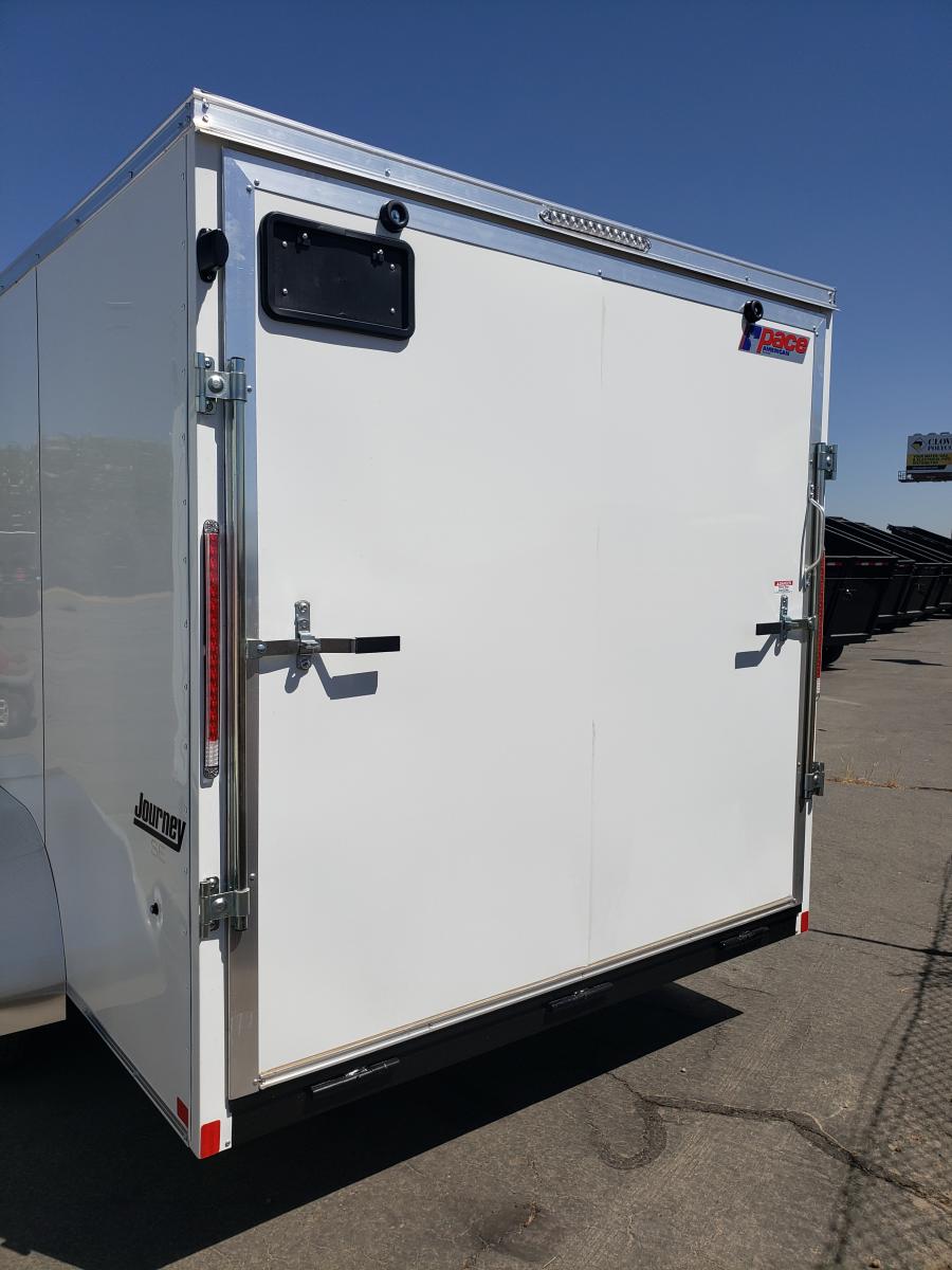 K841 7X16 OUTBACK DLX FLAT TOP VNOSE ENCLOSED CARGO 7K Image 2