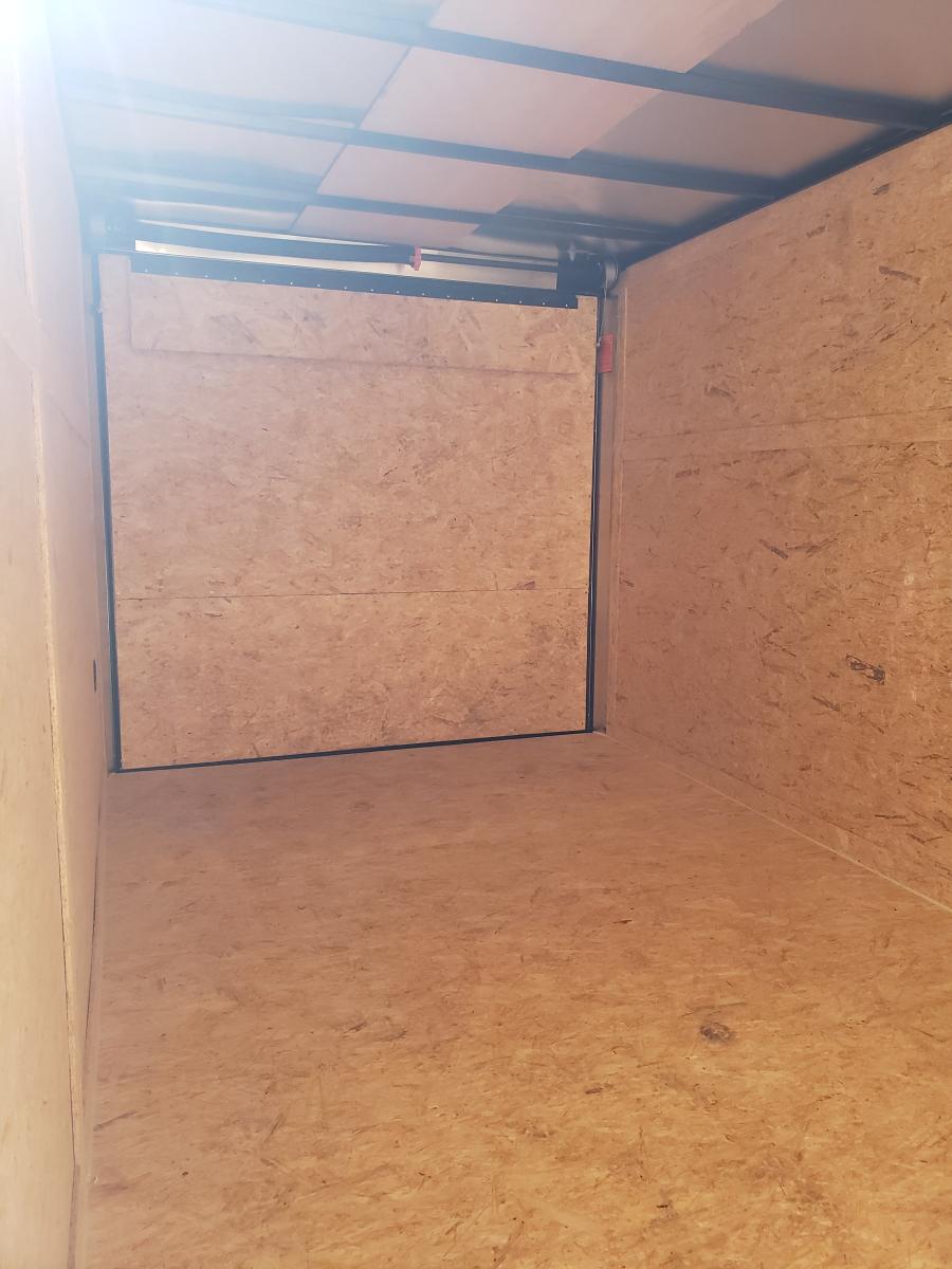 K841 7X16 OUTBACK DLX FLAT TOP VNOSE ENCLOSED CARGO 7K Image 3