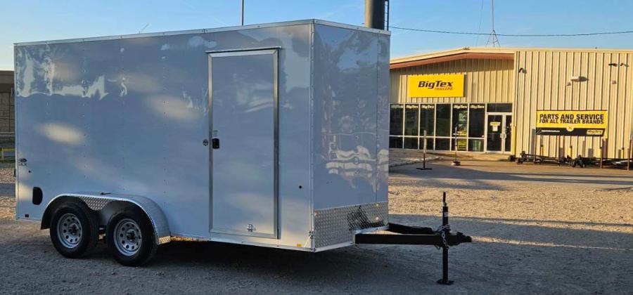 K841 7X14 INDIGO DLX FLAT TOP VNOSE ENCLOSED CARGO Image 0