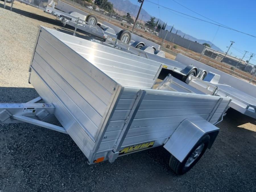 Aluma 548S Aluma 4.5 x 8 Single Axle STRAIGHT TAILGATE Image 0