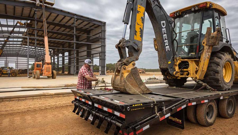 Big Tex 22GN, Gooseneck, 102" x 25', 23.9K, Dovetail, Mega Ramps Image 11
