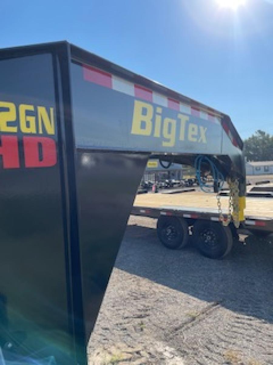 Big Tex 22GN, Gooseneck, 102" x 25', 23.9K, Dovetail, Mega Ramps Image 3