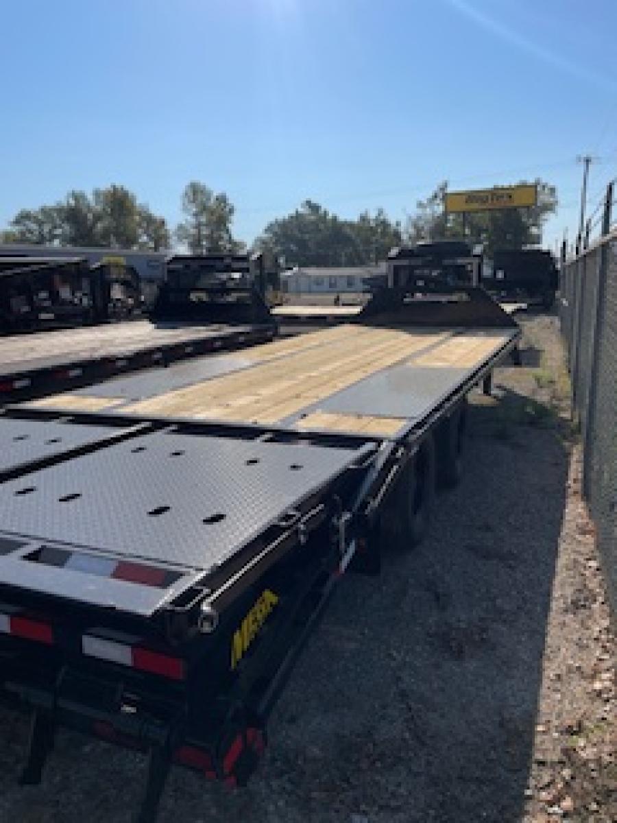 Big Tex 22GN, Gooseneck, 102" x 25', 23.9K, Dovetail, Mega Ramps Image 6