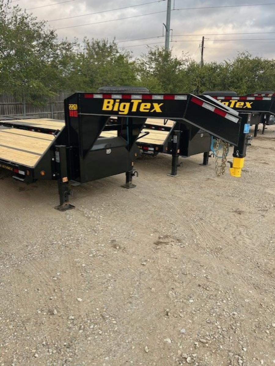 Big Tex 22GN, Gooseneck, 102" x 35', 23.9K, Dovetail, Mega Ramps Image 0