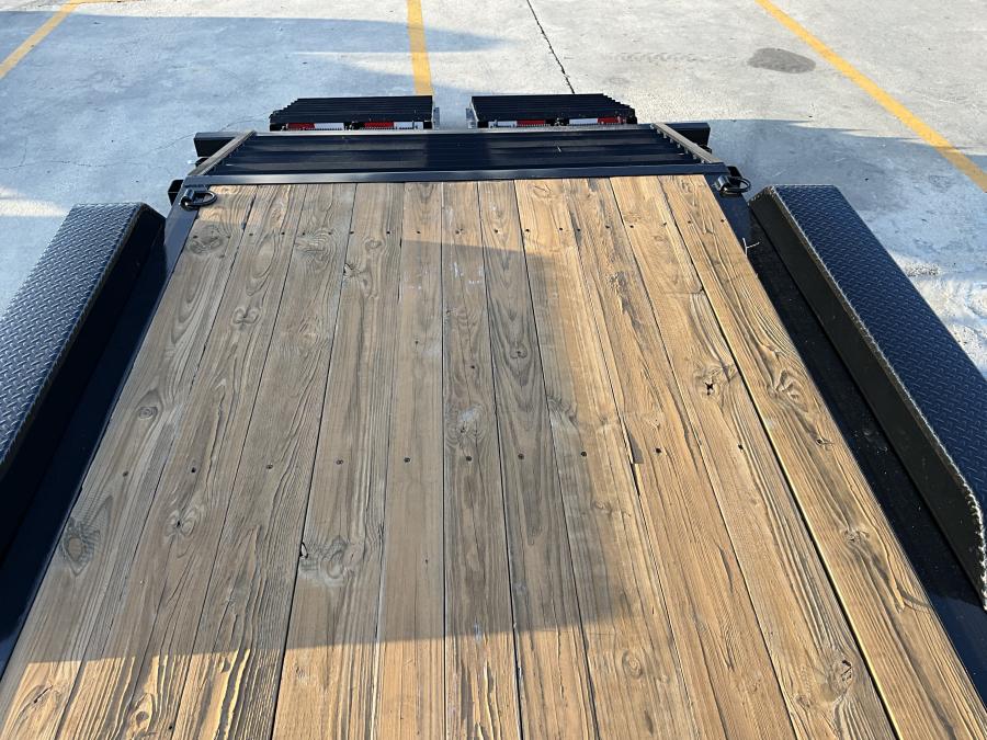 Big Tex 14EH, Equipment, 83" x 20', 15.4K, Dovetail, Mega Ramps, X-Series Image 5