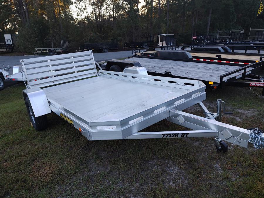 Aluma 7712 Aluma 78" x 142" SA Utility Trailer, Bi-Fold Tailgate Image 2