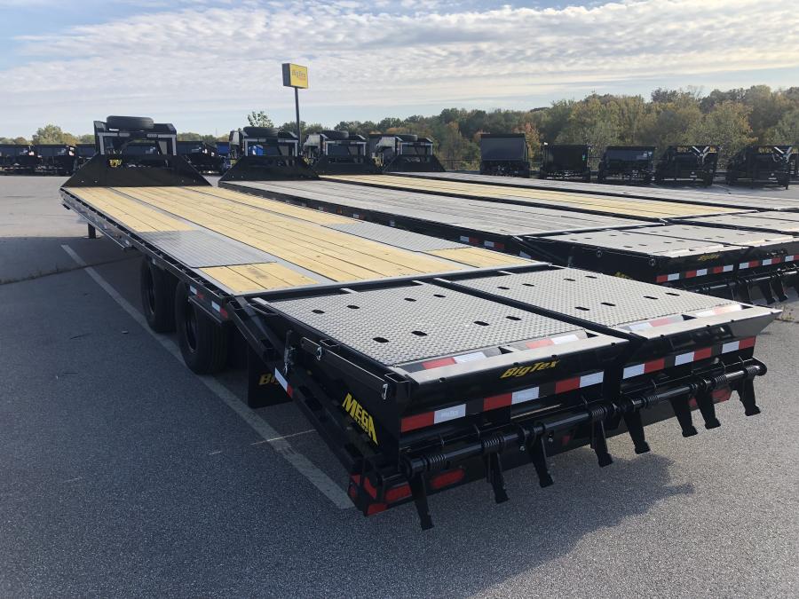 Big Tex 22GN, Gooseneck, 102" x 33', 23.9K, Dovetail, Mega Ramps Image 2