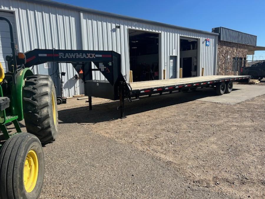 2023 USED RAWMAXX 15,900 GVWR – 35′ STRAIGHT DECK W/ SLIDEOUT RAMPS image 2