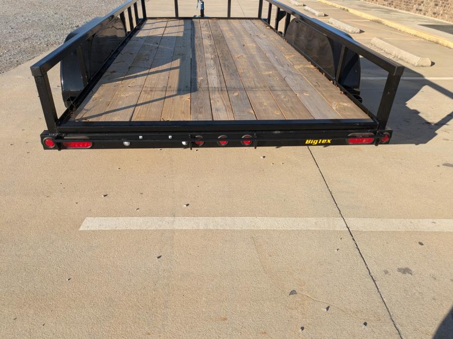 Big Tex 60PI 77" x 14 Tandem Axle Pipe Top Utility Trailer.  This trailer has no ramp system what so ever. Image 5