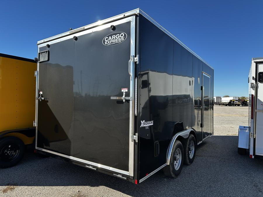 8-1/2 X 16 FLAT TOP SLOPE V-NOSE  Cargo Trailer Image 2