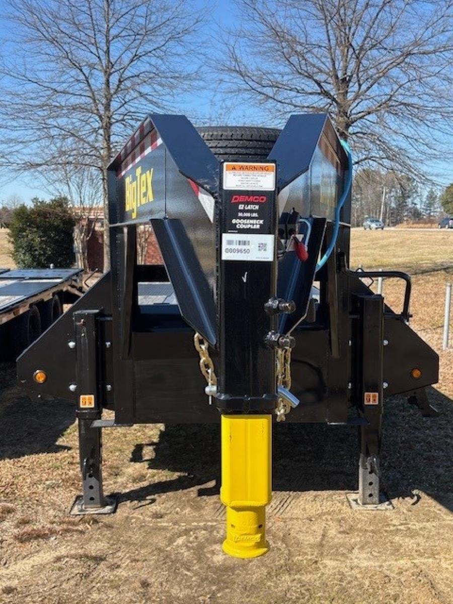 Big Tex 22GN, Gooseneck, 102" x 25', 23.9K, Dovetail, Mega Ramps Image 0