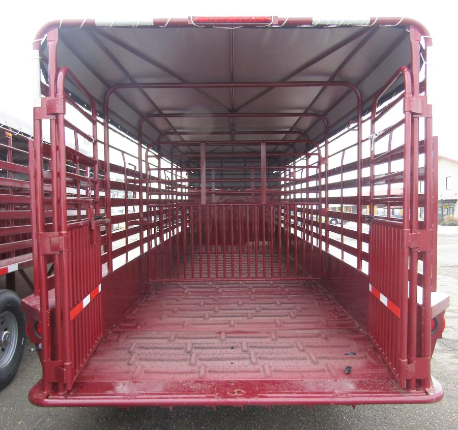 WW Roustabout 24x6'8" stock trailer #27650 Image 1