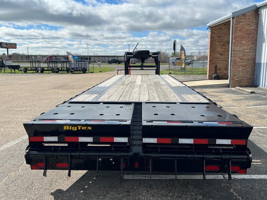 Big Tex 14GN, Gooseneck, 102" x 33', 15.9K, Dovetail, Mega Ramps Image 1