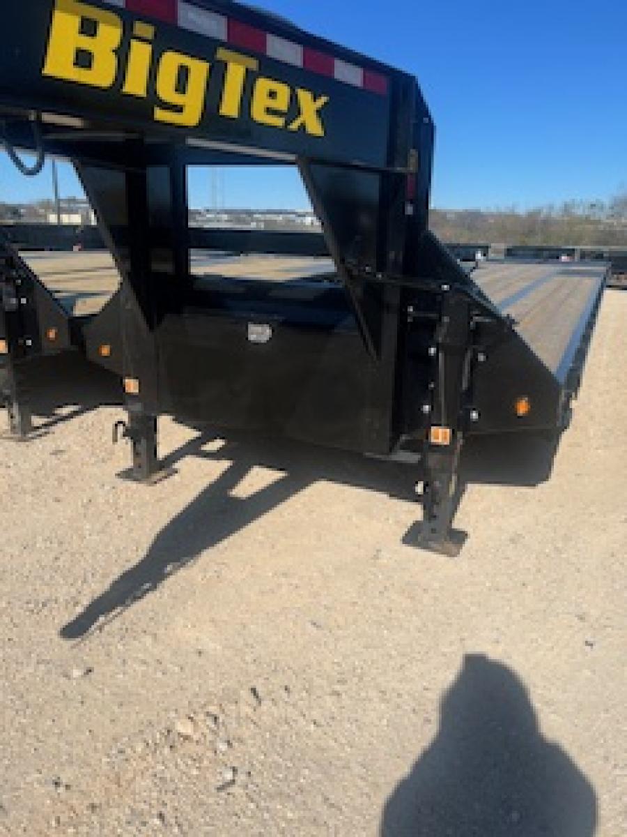 Big Tex 25GN, Gooseneck, 102" x 40', 25.9K, Dovetail, Mega Ramps Image 3