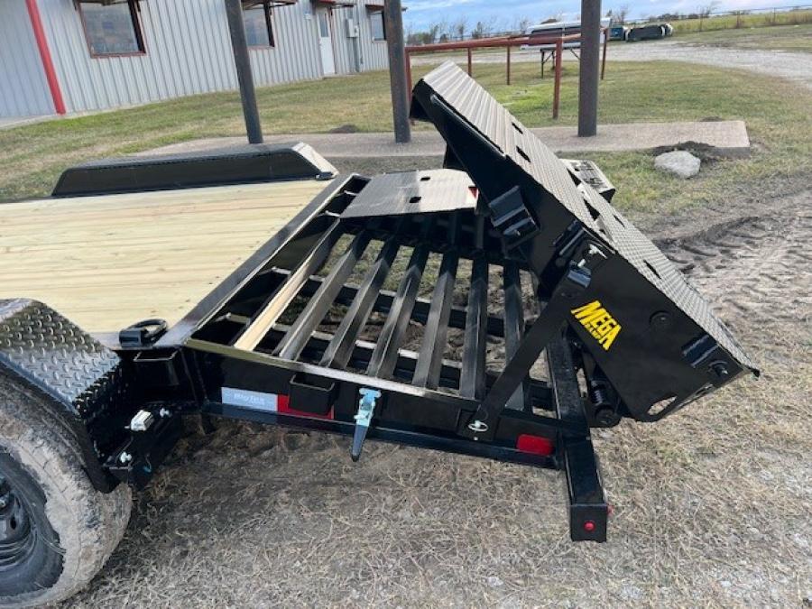 Big Tex 14EH, Equipment, 83" x 16', 15.4K, Dovetail, Mega Ramps, X-Series Image 4