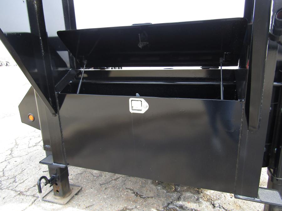 Big Tex 22GN, Gooseneck, 102" x 25', 23.9K, Dovetail, Mega Ramps Image 3