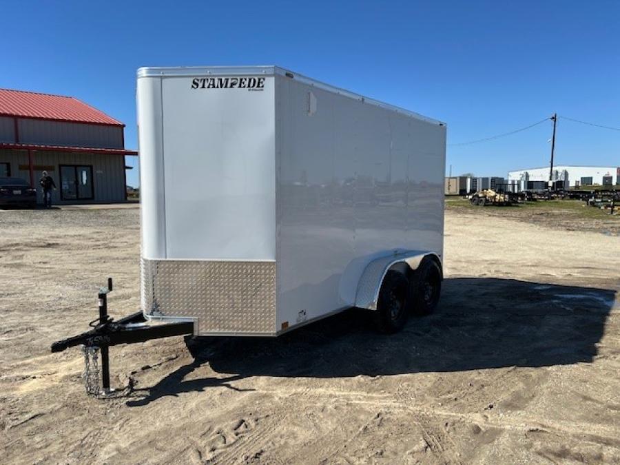 Tandem 6 x 12 Enclosed Trailer Image 3