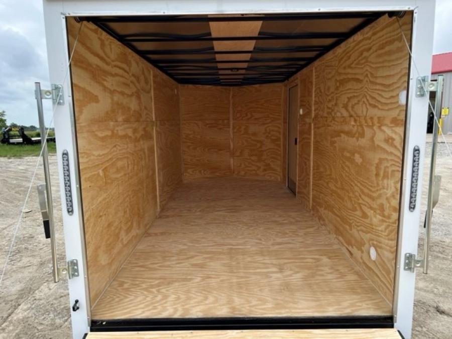 Tandem 7 x 16 Enclosed Trailer Image 4