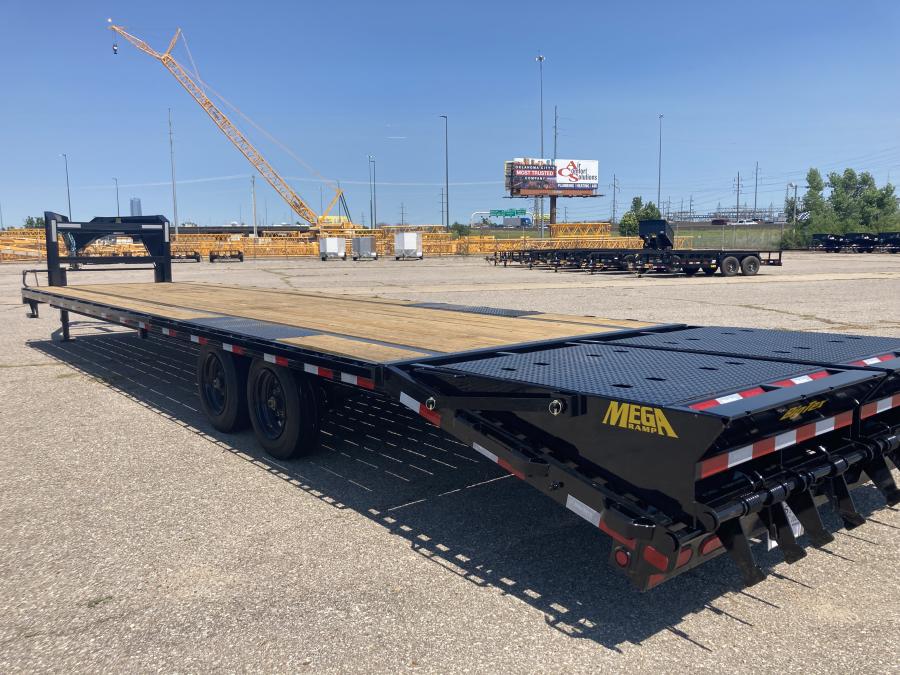 Big Tex 14GN, Gooseneck, 102" x 25', 15.9K, Dovetail, Mega Ramps Image 1