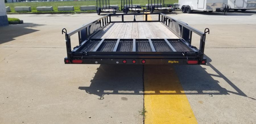 Big Tex 70PI 7K TAND SQ TU UTL 83"x18 2 BRAKES, BLK Image 7