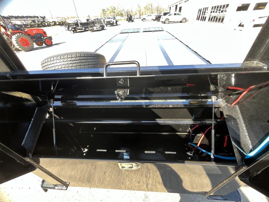 Big Tex 22GN, Gooseneck, 102" x 25', 23.9K, Dovetail, Mega Ramps Image 2