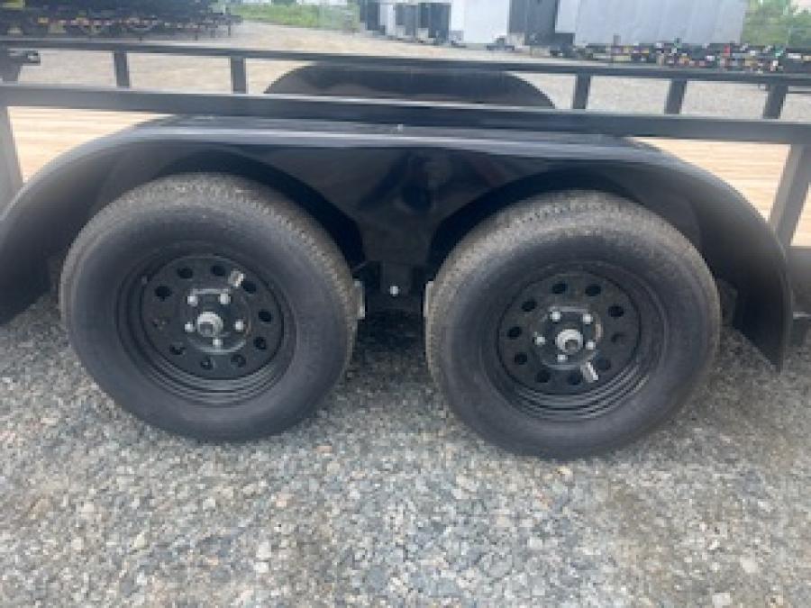 Big Tex 70PI 7K TAND SQ TU UTL 83"X20 2 BRAKES, BLK Image 1
