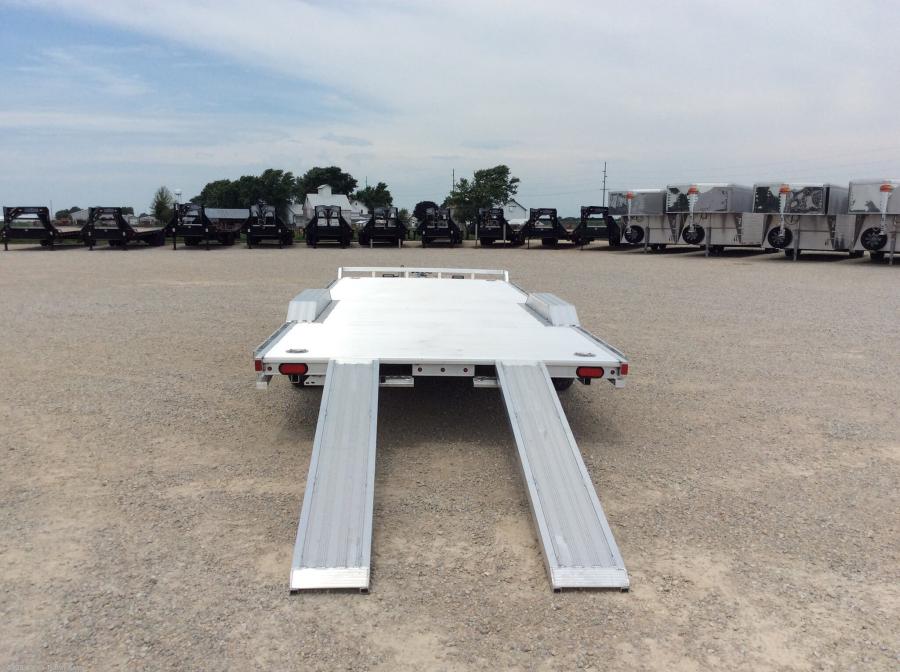 Aluma WB16 ALUMA WIDE BODY TA 3.5K DRIVE OVER FENDERS image 1