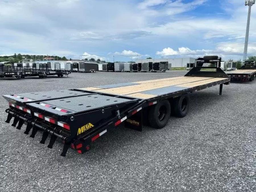 Big Tex 22GN, Gooseneck, 102" x 40', 23.9K, Dovetail, Mega Ramps Image 1