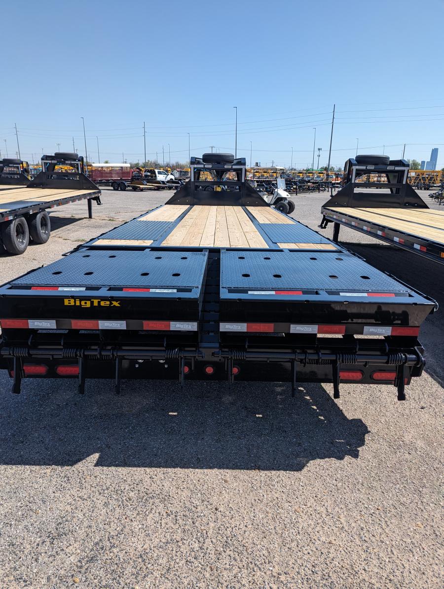 Big Tex 22GN, Gooseneck, 102" x 25', 23.9K, Dovetail, Mega Ramps Image 1