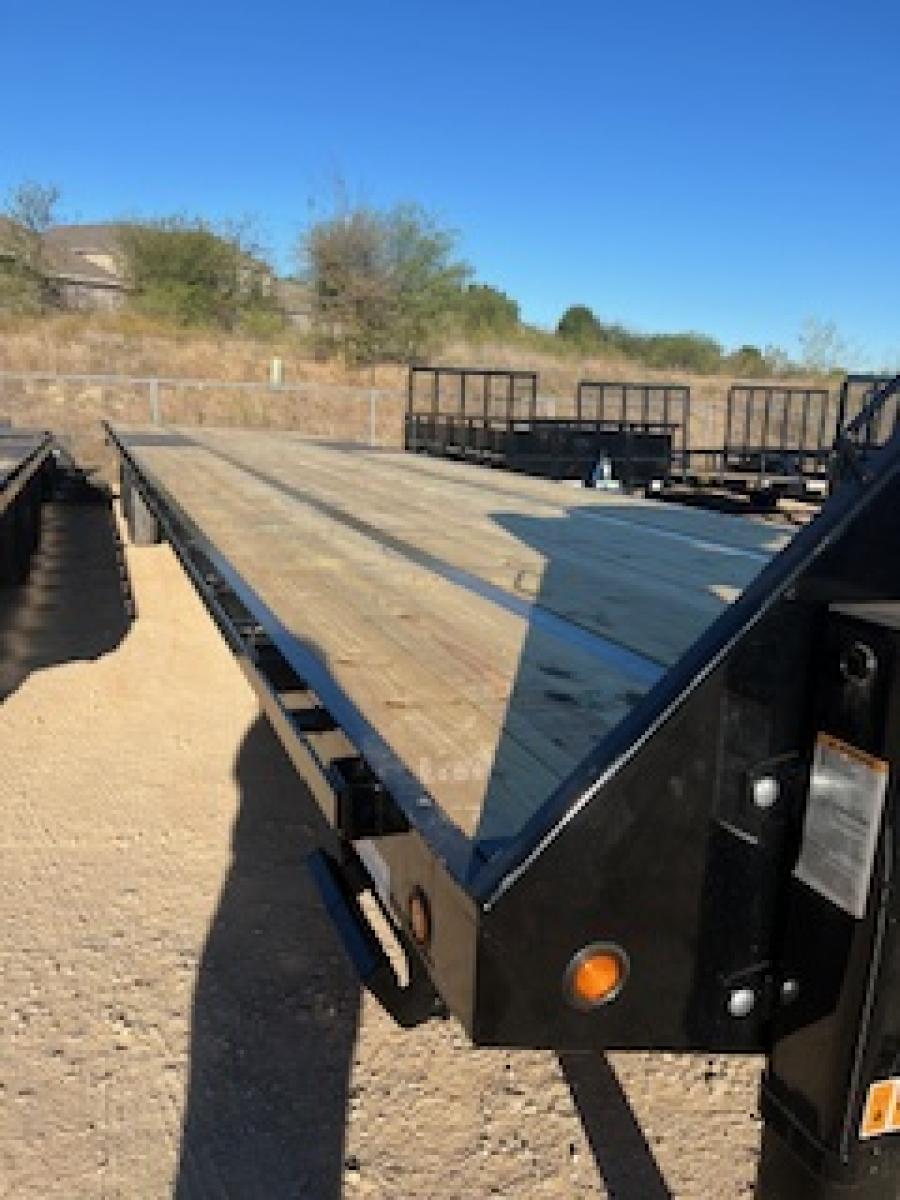 Big Tex 22GN, Gooseneck, 102" x 30', 23.9K, Dovetail, Mega Ramps Image 0