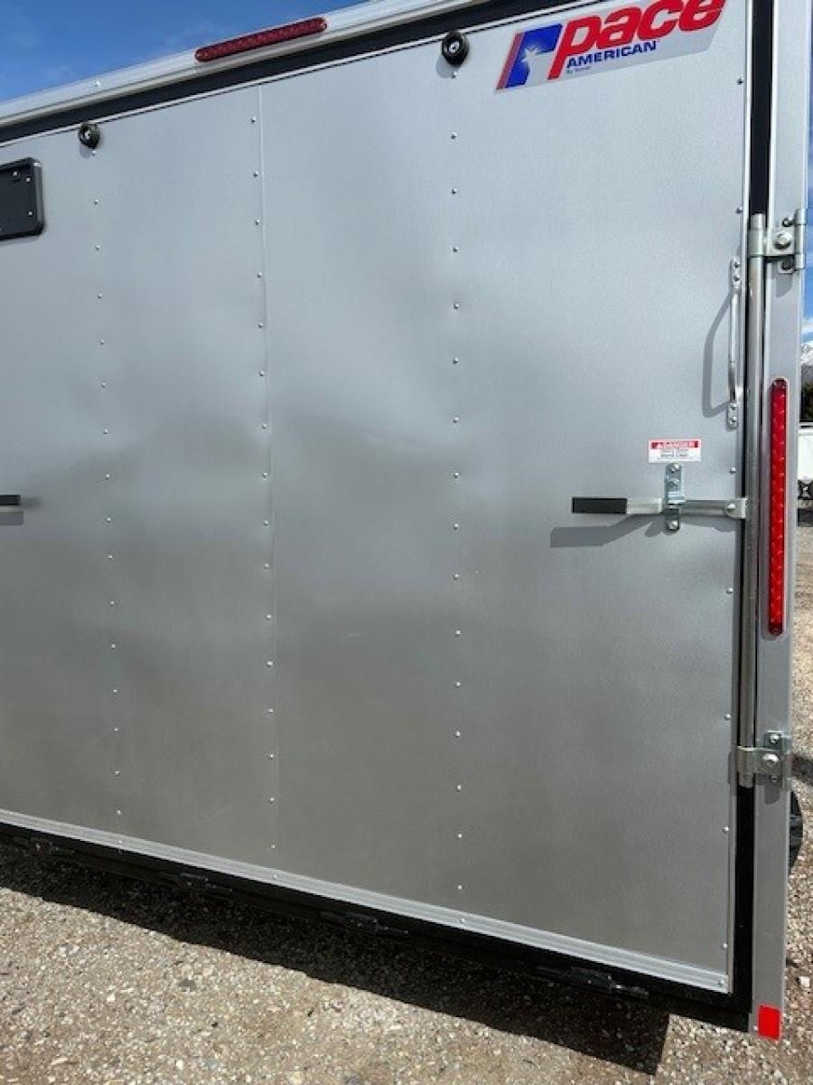 K102 85X24 OUTBACK DLX FLAT TOP VNOSE ENCLOSED CARGO 10K Image 5