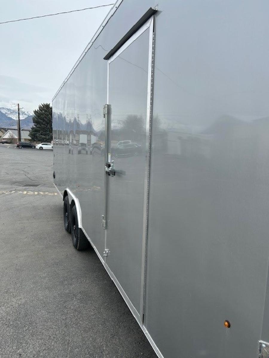 K102 85X29 JOURNEY SE FLAT TOP V NOSE ENC MOTORSPORT TRLR 10K Image 3