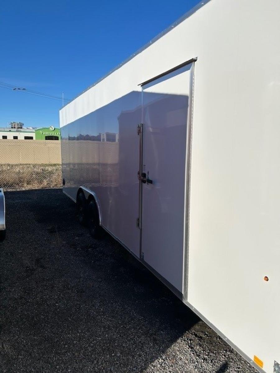 K102 85X24 OUTBACK DLX FLAT TOP VNOSE ENCLOSED CARGO 10K Image 1