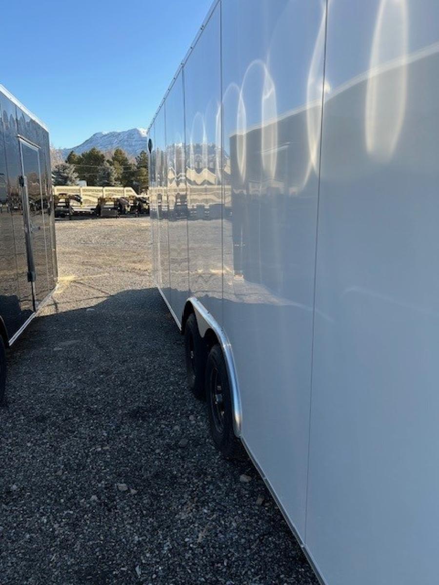K102 85X24 OUTBACK DLX FLAT TOP VNOSE ENCLOSED CARGO 10K Image 4