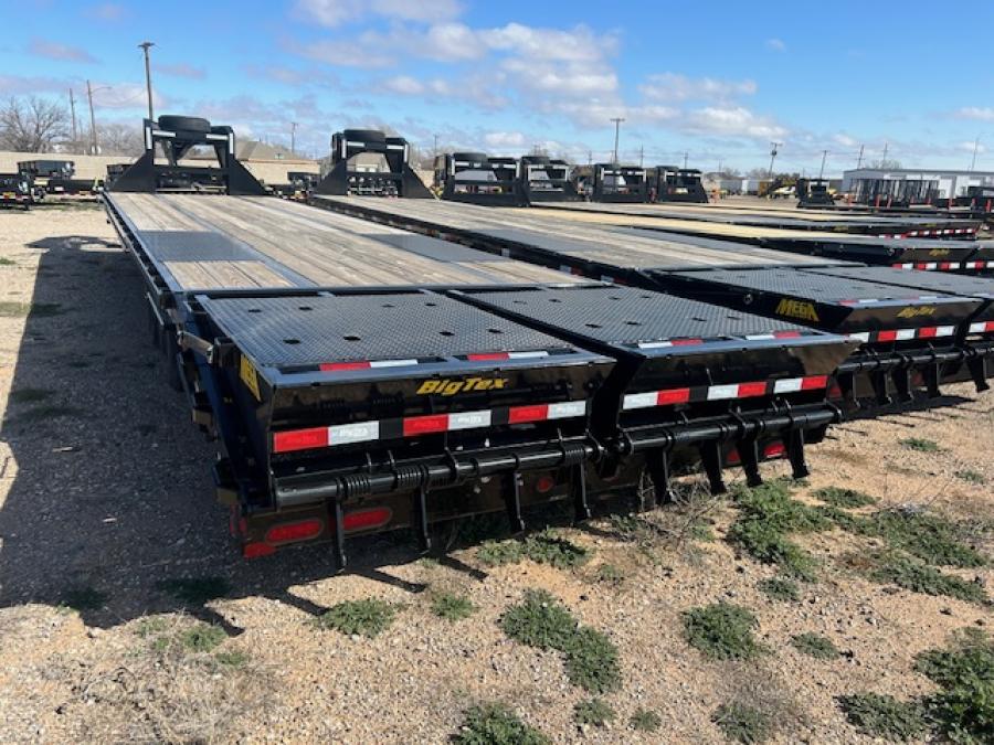 Big Tex 22GN, Gooseneck, 102" x 33', 23.9K, Dovetail, Mega Ramps Image 2