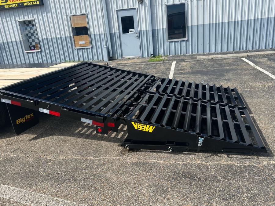 Big Tex 25GN, Gooseneck, 102" x 30', 25.9K, Dovetail, Mega Ramps Image 3