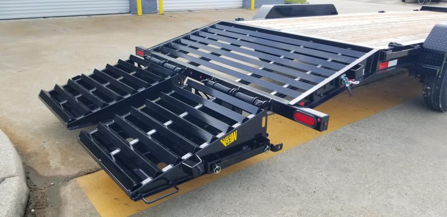Big Tex 16EH, Equipment, 83" X 22', 17.5K, Dovetail, Mega Ramps, X-Series Image 1