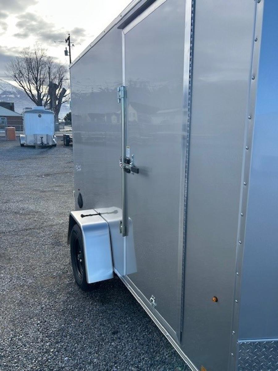 K721 6X10 OUTBACL DLX FLAT TOP VNOS ENCLOSED CARGO 3K Image 1