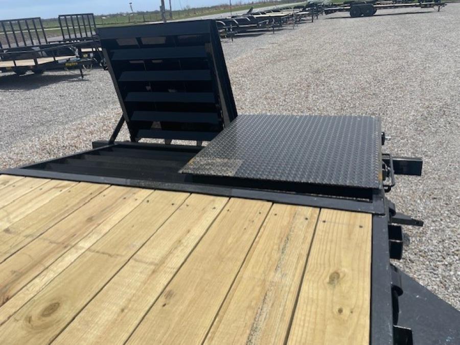 Rice HD Equipment, 82" x 23' (20+3), 16K, Dovetail, Mega Ramps Image 3