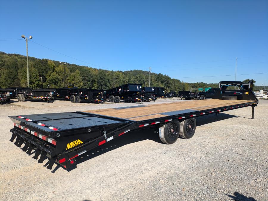 Big Tex 16GN, Gooseneck, 102″ x 33′, 17.5K, Dovetail, Mega Ramps image 6
