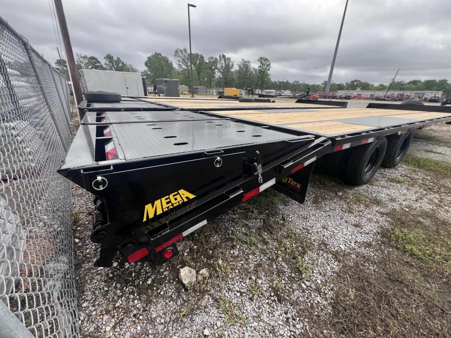 Big Tex 22PH, Pintle, 102" x 25', 23.9K, Dovetail, Mega Ramps Image 4