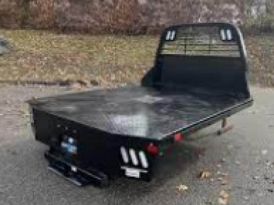 CM RD BED 86" L X 84" W X 58" CA X 42" RUNNERS Image 1