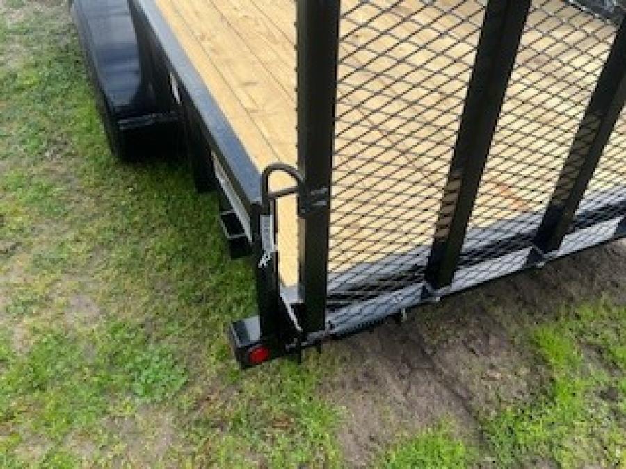 Big Tex 70PI 7K TAND SQ TU UTL 83"x16 2 BRAKES, BLK Image 3