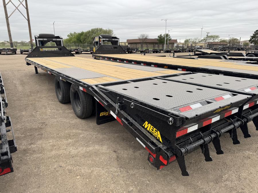 Big Tex 22GN, Gooseneck, 102" x 30', 23.9K, Dovetail, Mega Ramps Image 1