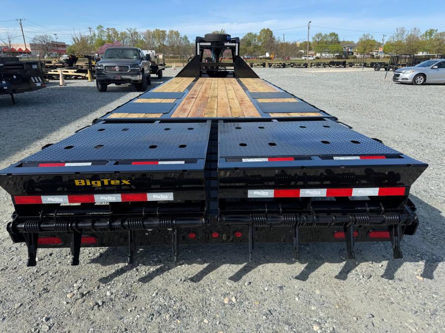 Big Tex 3XGN 102″ x 20 + 5 Super Duty Tandem Dual Wheel Gooseneck image 5