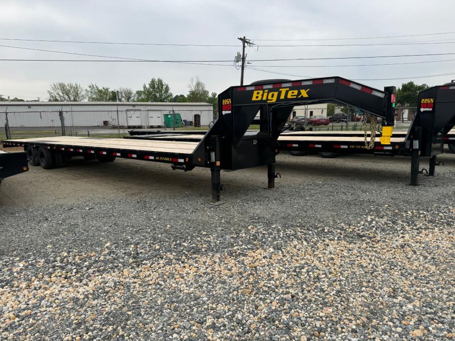 Big Tex 22GN, Gooseneck, 102" x 40', 23.9K, Dovetail, Mega Ramps Image 0