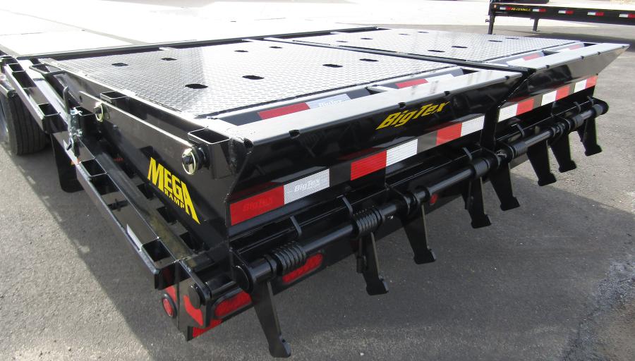 Big Tex 25GN, Gooseneck, 102" x 40', 25.9K, Dovetail, Mega Ramps Image 3