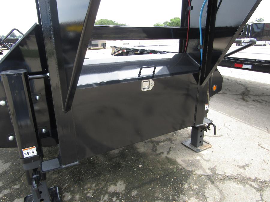 Big Tex 25GN, Gooseneck, 102" x 40', 25.9K, Dovetail, Mega Ramps Image 9