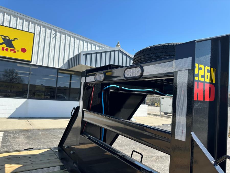 Big Tex 14GN, Gooseneck, 102″ x 25′, 15.9K, Dovetail, Mega Ramps Image 2