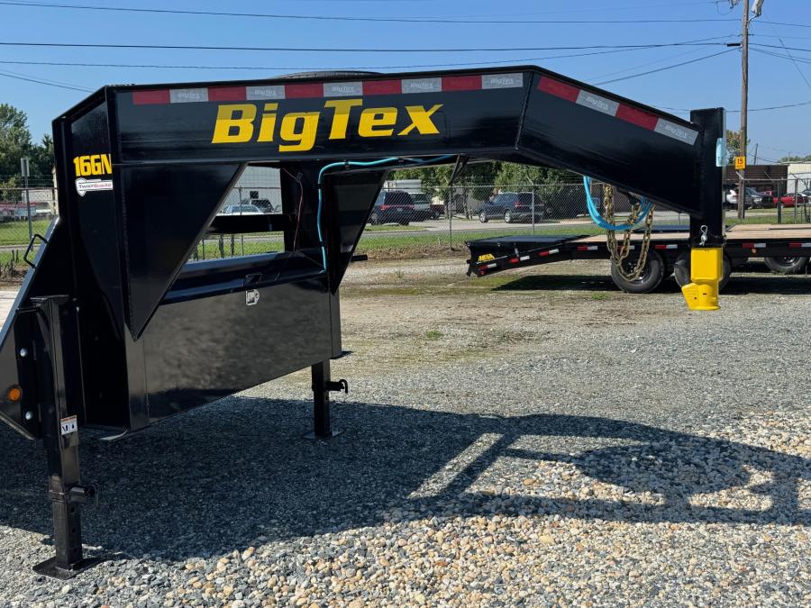 Big Tex 16GN, Gooseneck, 102" x 35', 17.5K, Dovetail, Mega Ramps Image 2